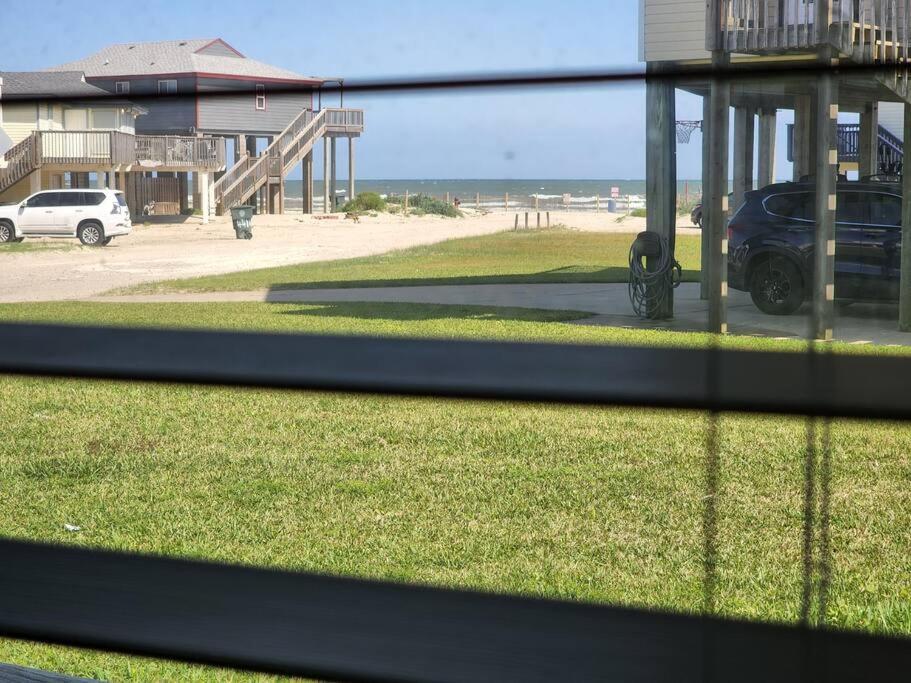 Beachview Beauty Steps To The Beach In West G Town Galveston Exterior photo